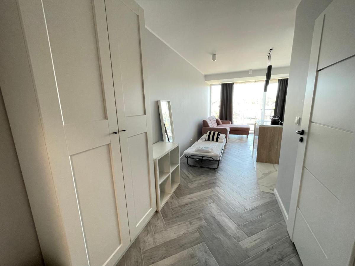 High Standard Apartment 그디니아 외부 사진