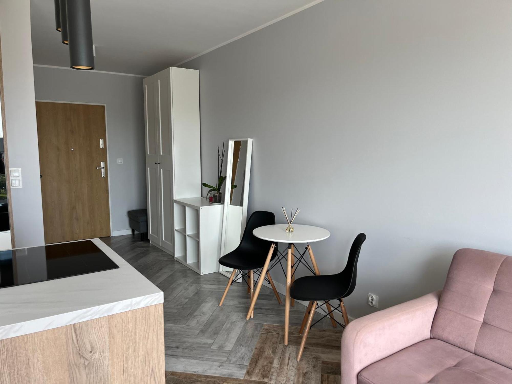 High Standard Apartment 그디니아 외부 사진